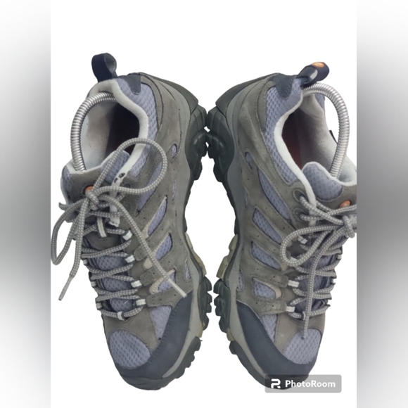 Merrell woman's Size 8.5 Baby blue and grey.  These are in great condition. - Picture 5 of 6